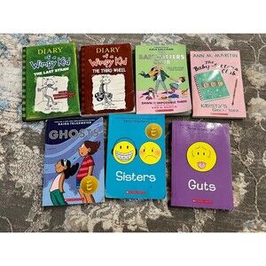 Girls Books lot, babysitters club, wimpy kid & smile sister series